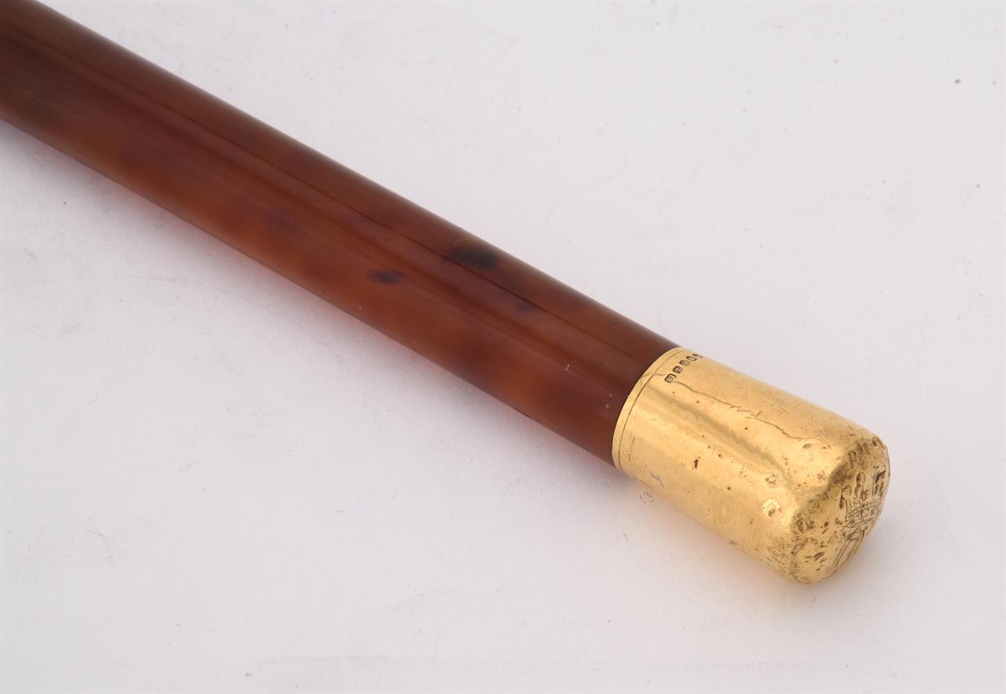 Y AN 18 CARAT GOLD MOUNTED TORTOISESHELL CANE - Bild 3 aus 3