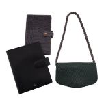 Y GIORGIO ARMANI, A GREEN SNAKESKIN CLUTCH (3)