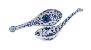 A pair of Worcester blue and white 'Maltese Cross Flower' pattern rice spoons