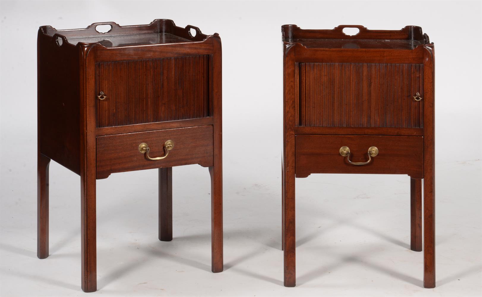A pair of mahogany night commodes in George III style - Image 2 of 2
