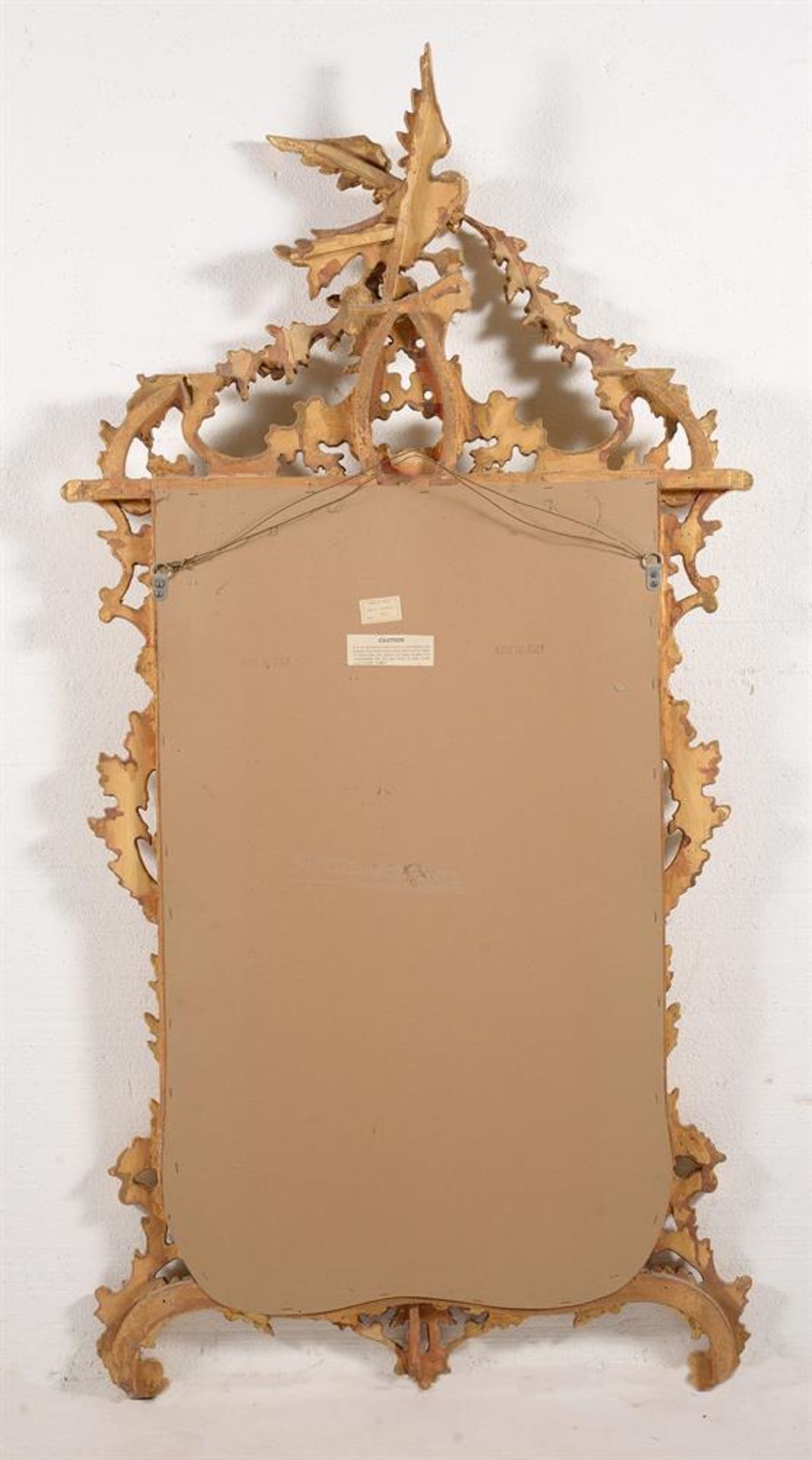 A pair of modern Italian giltwood wall mirrors in Chippendale style - Image 4 of 4