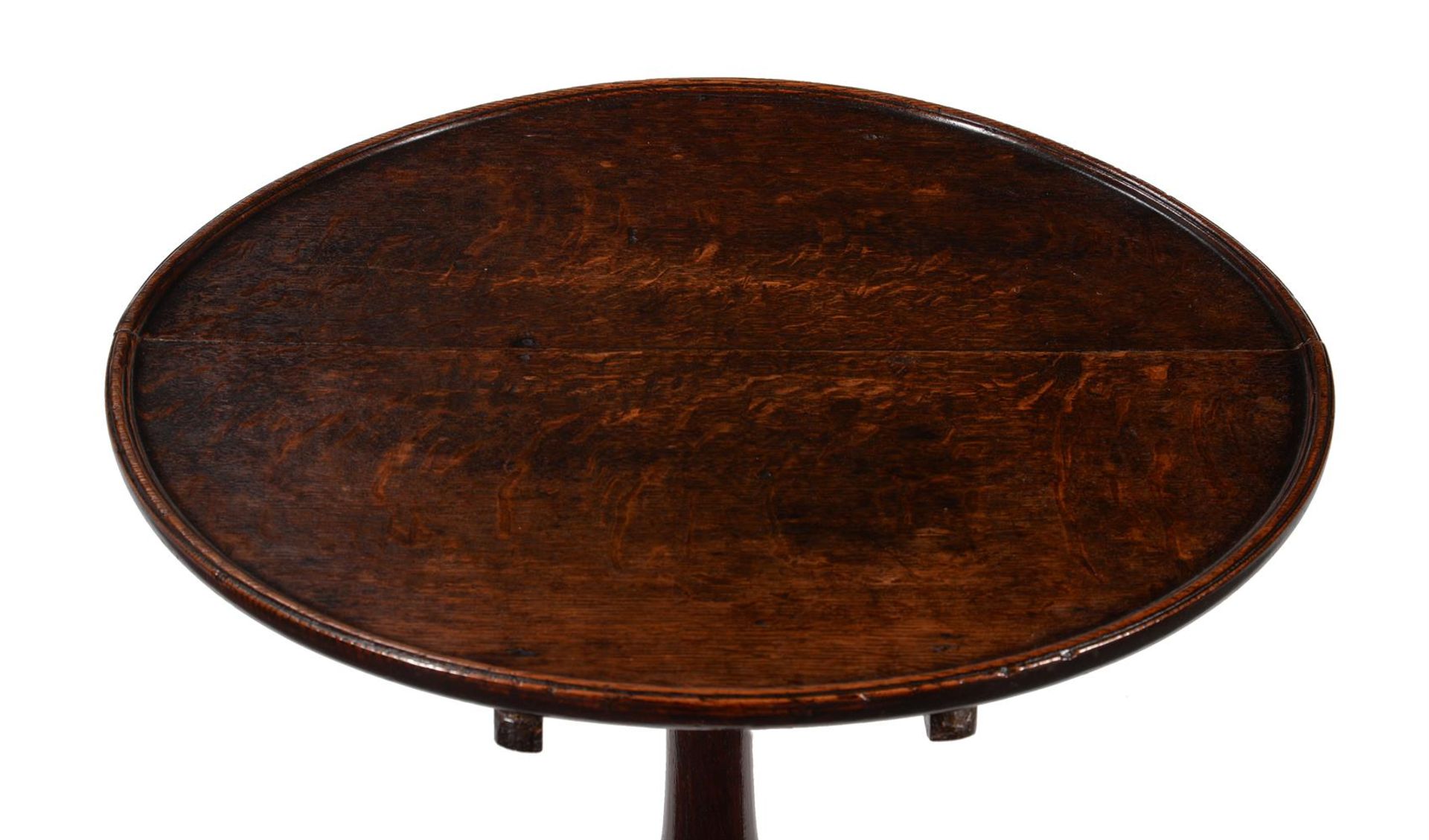 A George III oak occasional table - Image 3 of 4