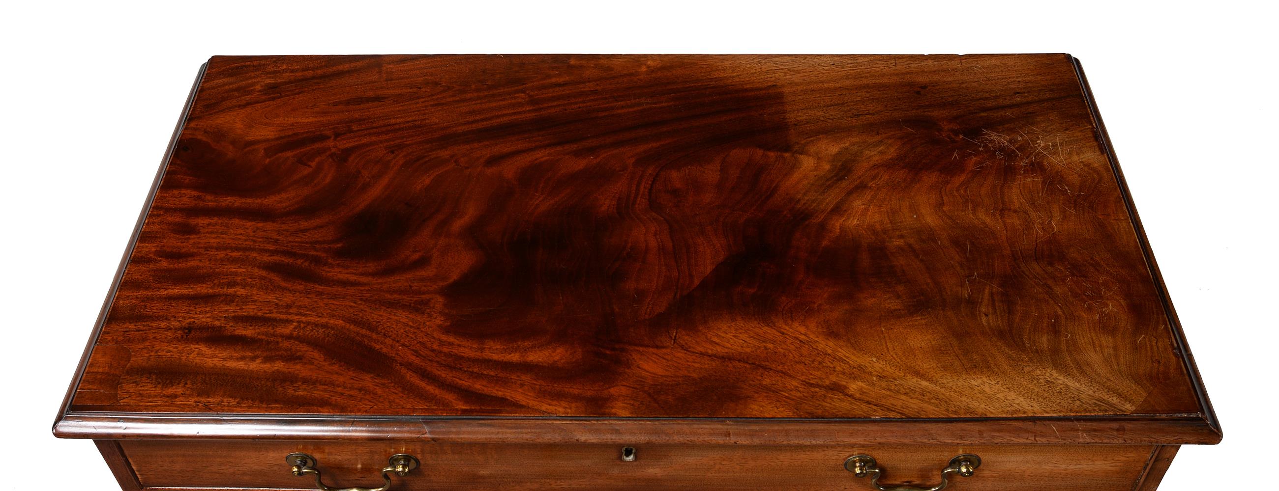 A George III mahogany chest of drawers - Image 2 of 3