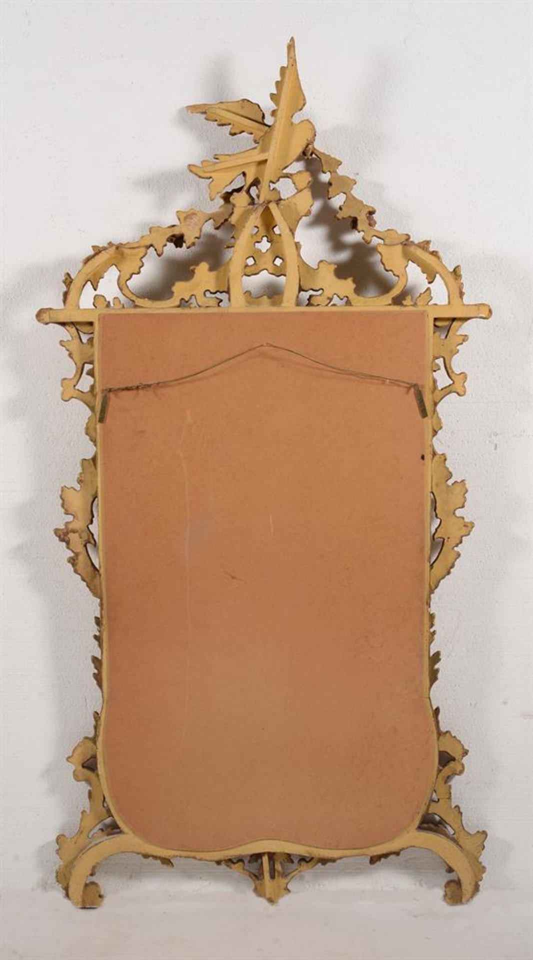 A pair of modern Italian giltwood wall mirrors in Chippendale style - Image 3 of 4