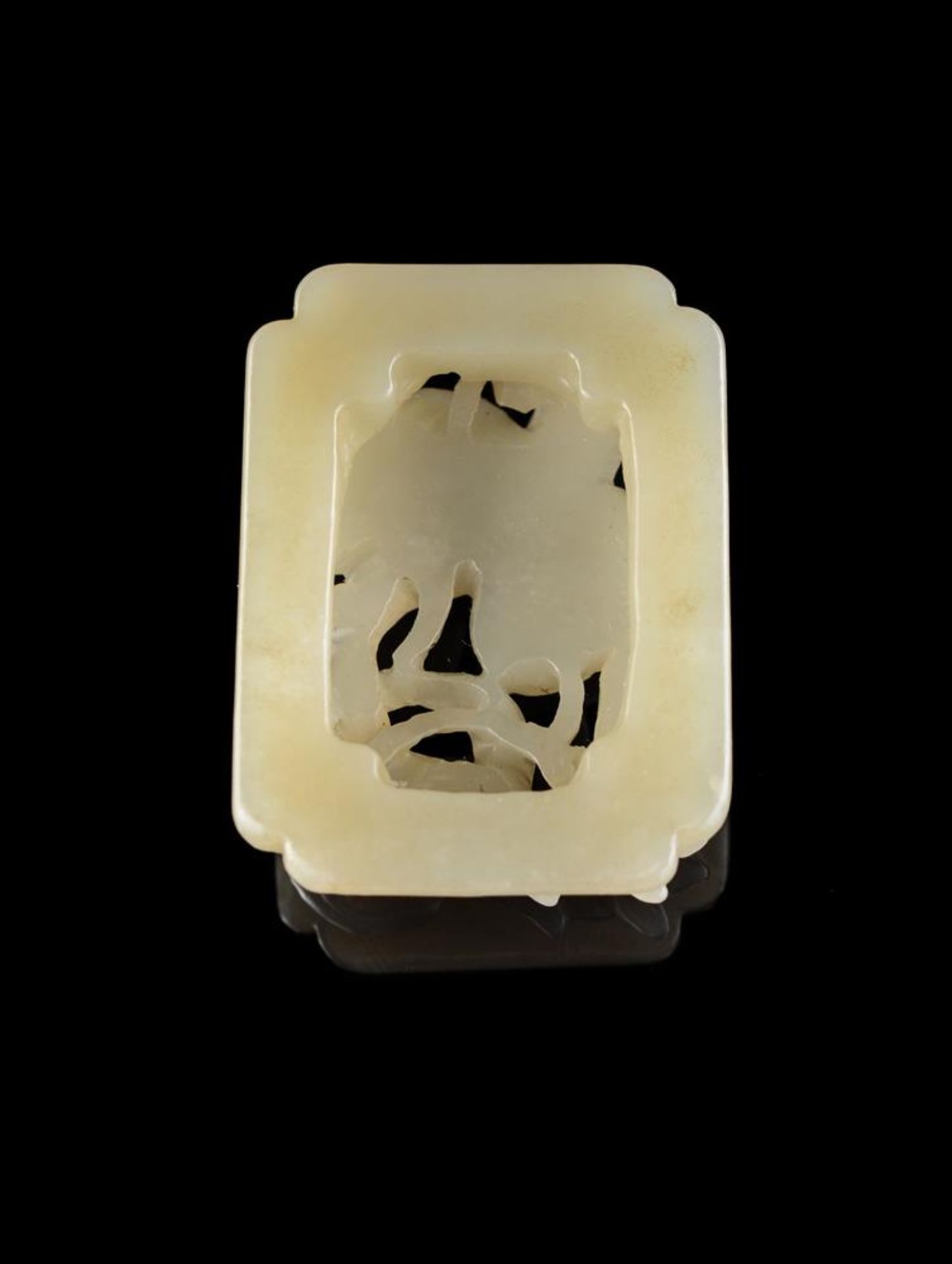 A group of five Chinese jade plaques and pendants - Image 12 of 16