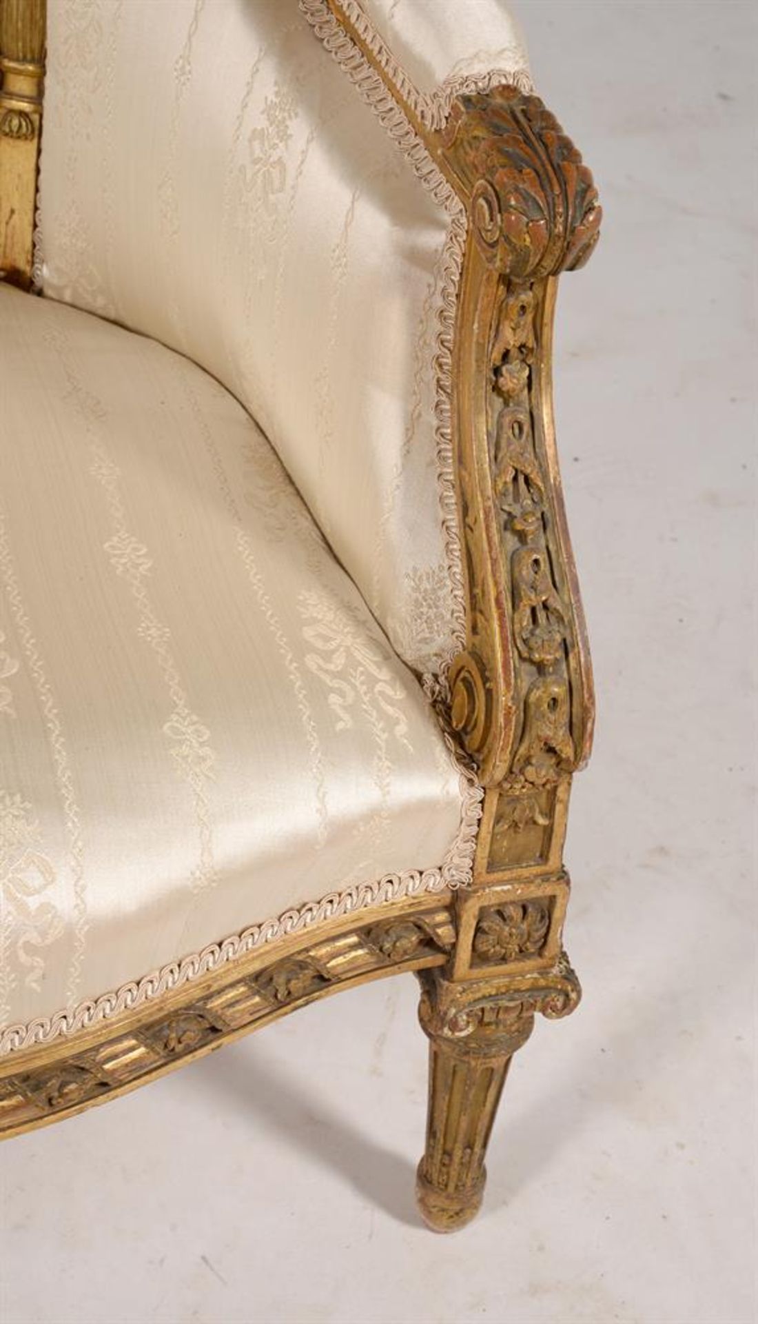 A pair of carved giltwood and upholstered armchairs in Louis XVI style - Image 4 of 4