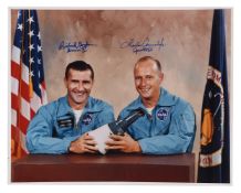 Official portrait of the crew, SIGNED by both astronauts [large format], Gemini 11, 18-21 Jul 1966