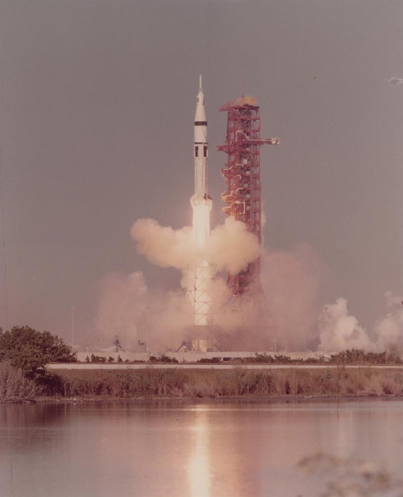 Lift off [large format], Skylab, 14 May 1973