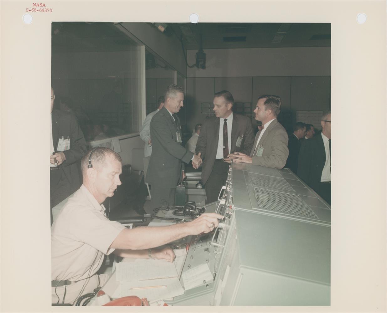 Views of Mission Control during the successful flights of Gemini 9, 10, 11 and 12, 1966 - Image 4 of 9