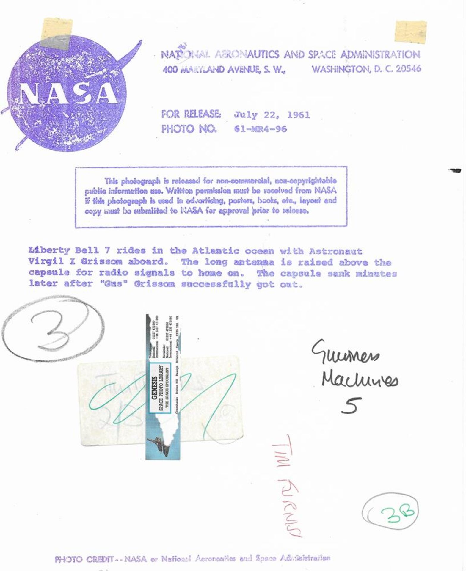 Second U.S. sub-orbital flight: the launch and recovery (4 views), Mercury-Redstone 4, 21 Jul 1961 - Image 9 of 9