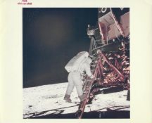 Buzz Aldrin descends from the ladder to walk on the Moon, Apollo 11, 16-24 Jul 1969