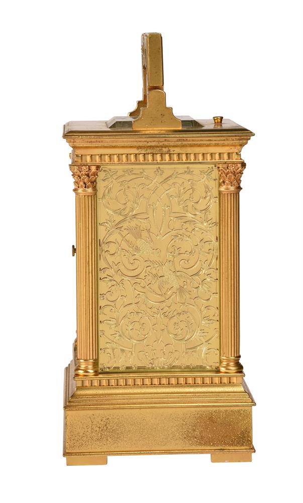 A FRENCH GILT ANGLAISE RICHE CASED REPEATING CARRIAGE CLOCK WITH FINE ENGRAVED FRETWORK PANELS - Image 3 of 5