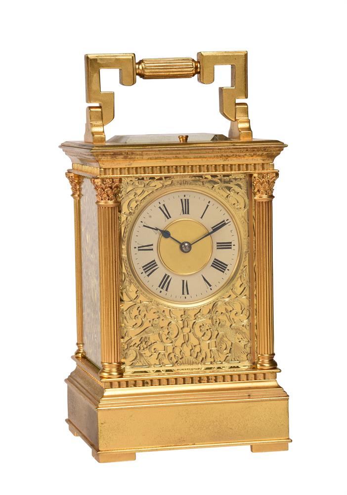 A FRENCH GILT ANGLAISE RICHE CASED REPEATING CARRIAGE CLOCK WITH FINE ENGRAVED FRETWORK PANELS