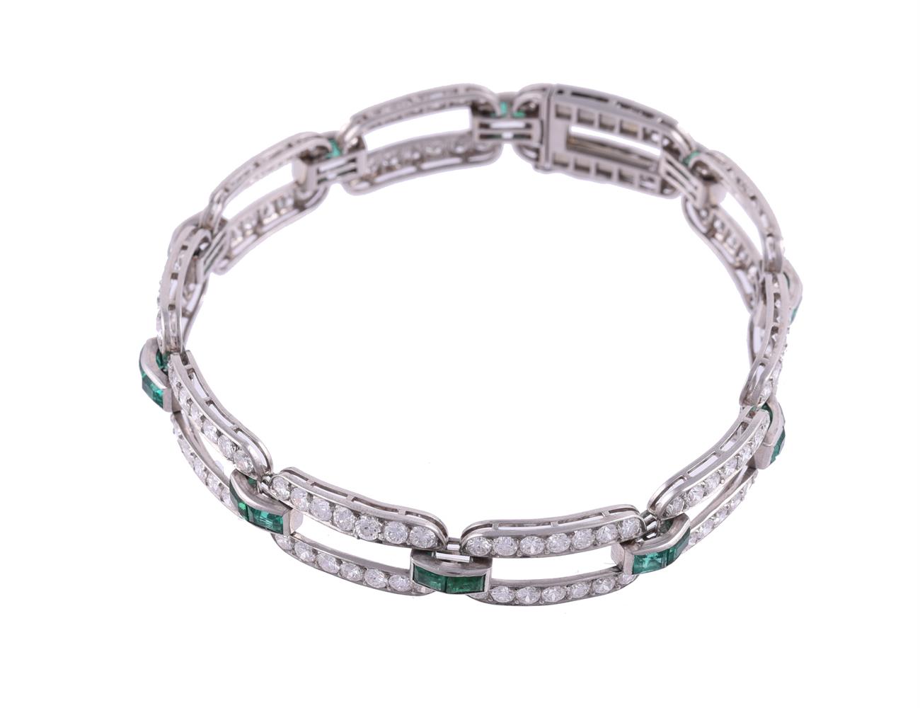 A 1930S FRENCH DIAMOND AND EMERALD BRACELET - Image 2 of 2