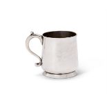 A GEORGE II SCOTTISH PROVINCIAL SILVER MUG, ROBERT LUKE