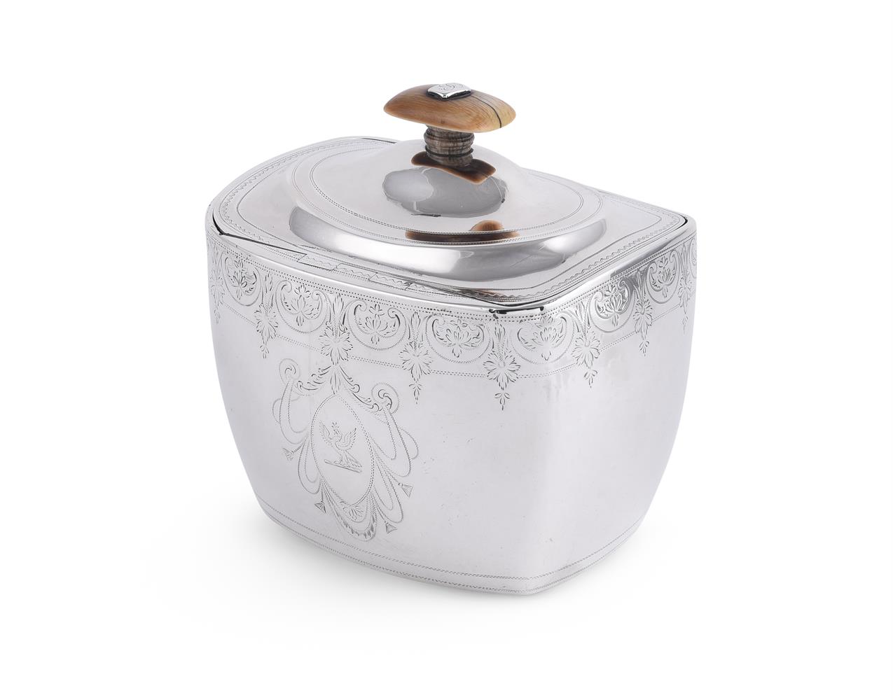 Y A GEORGE III SILVER OBLONG TEA CADDY, WILLIAM BENNETT - Image 2 of 3