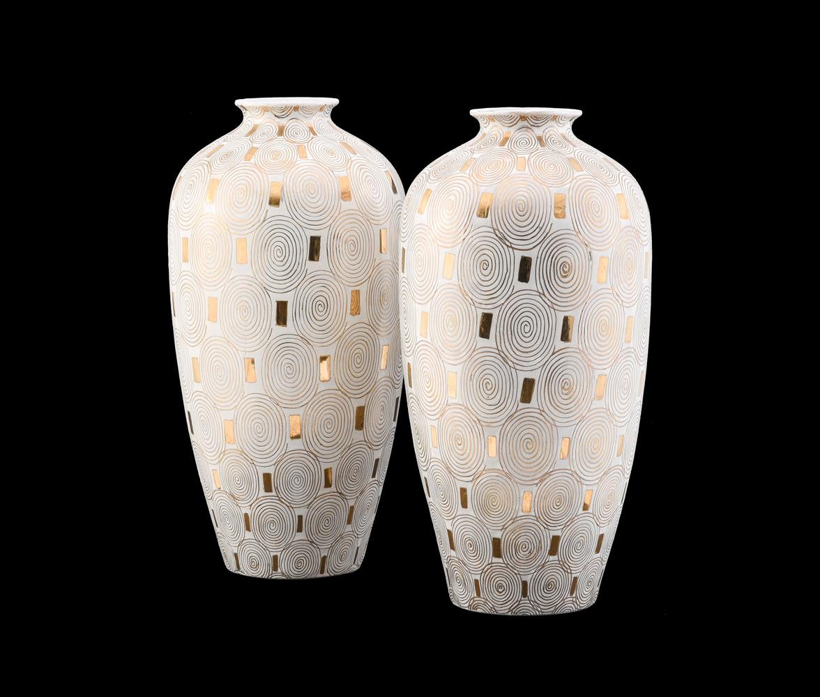 JAY SPECTRE FOR SILVESTRE, A PAIR OF MODERN WHITE GLAZED PORCELAIN VASES