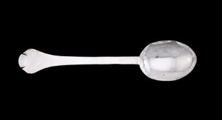 A WILLIAM & MARY WEST COUNTRY SILVER TREFID SPOON, JOHN MORTIMER
