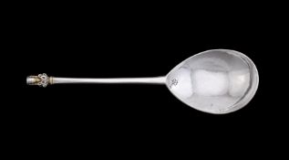 AN UNASCRIBED PROVINCIAL SILVER MAIDENHEAD SPOON, MAKER'S MARK S IN REVERSE