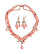 Y A FRENCH LATE 19TH CENTURY CORAL AND SEED PEARL NECKLACE AND EAR PENDANT SUITE, CIRCA 1890