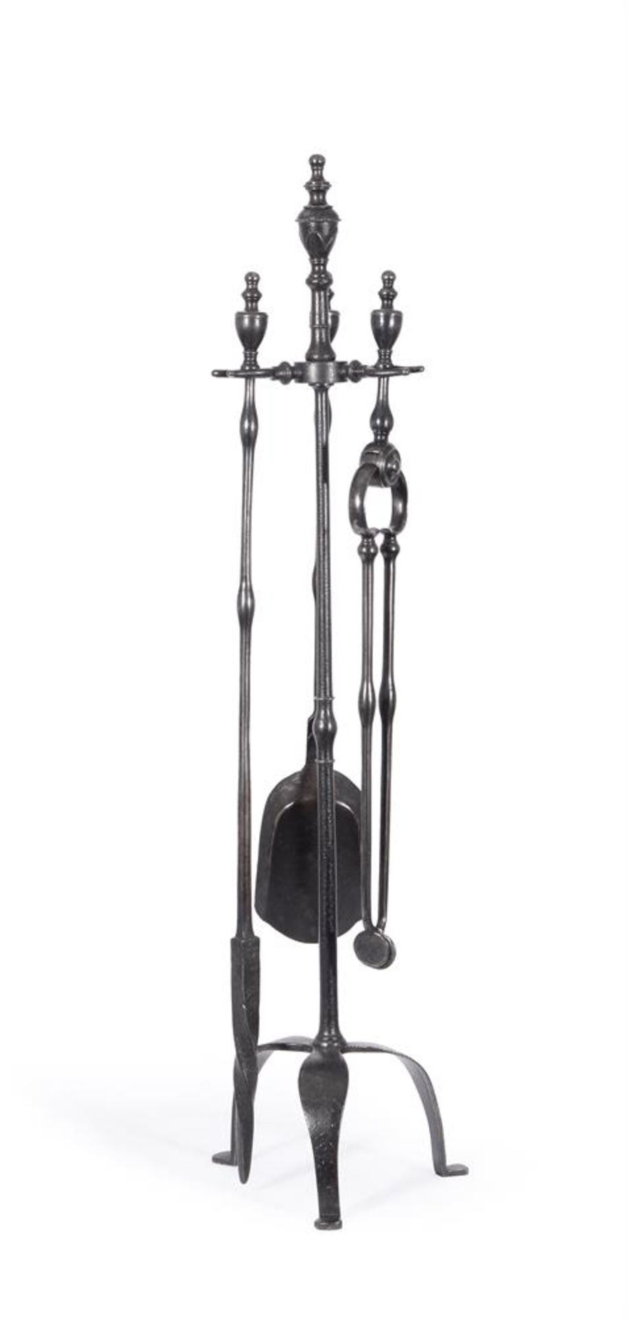 A SET OF GEORGE III STEEL FIRE IRONS ON STAND, LATE 18TH CENTURY
