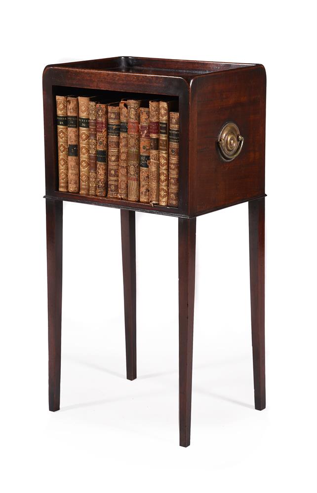 AN UNUSUAL LATE GEORGE III MAHOGANY BOOK TABLE OR BEDSIDE CABINET, CIRCA 1800