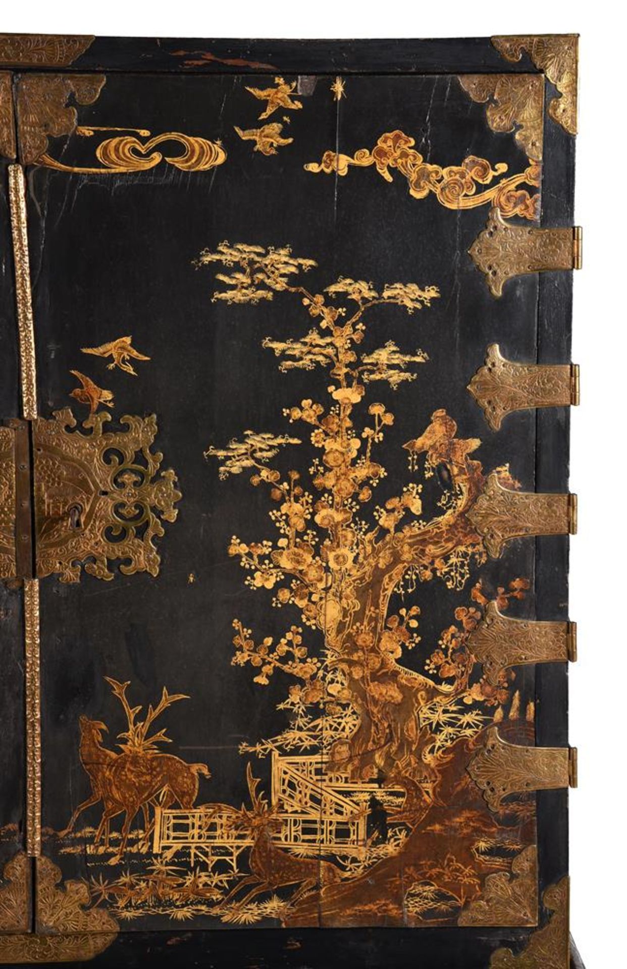 A WILLIAM & MARY BLACK LACQUER AND GILT JAPANNED CABINET ON STAND, THE CABINET LATE 17TH CENTURY - Image 6 of 17