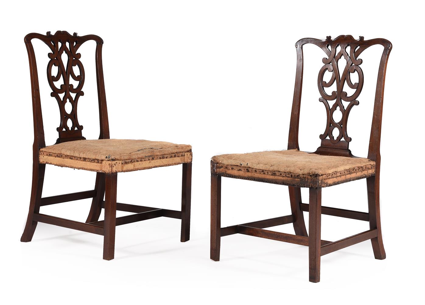 A PAIR OF GEORGE II MAHOGANY SIDE CHAIRS, IN THE MANNER OF THOMAS CHIPPENDALE, CIRCA 1750