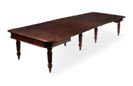 A WILLIAM IV MAHOGANY TELESCOPIC EXTENDING DINING TABLE, CIRCA 1830