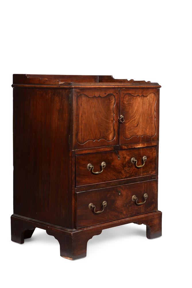 A GEORGE II MAHOGANY NIGHT COMMODE, THIRD QUARTER 18TH CENTURY