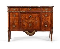 Y A SWEDISH SATINWOOD, TULIPWOOD CROSSBANDED, MARQUETRY AND GILT METAL MOUNTED COMMODE