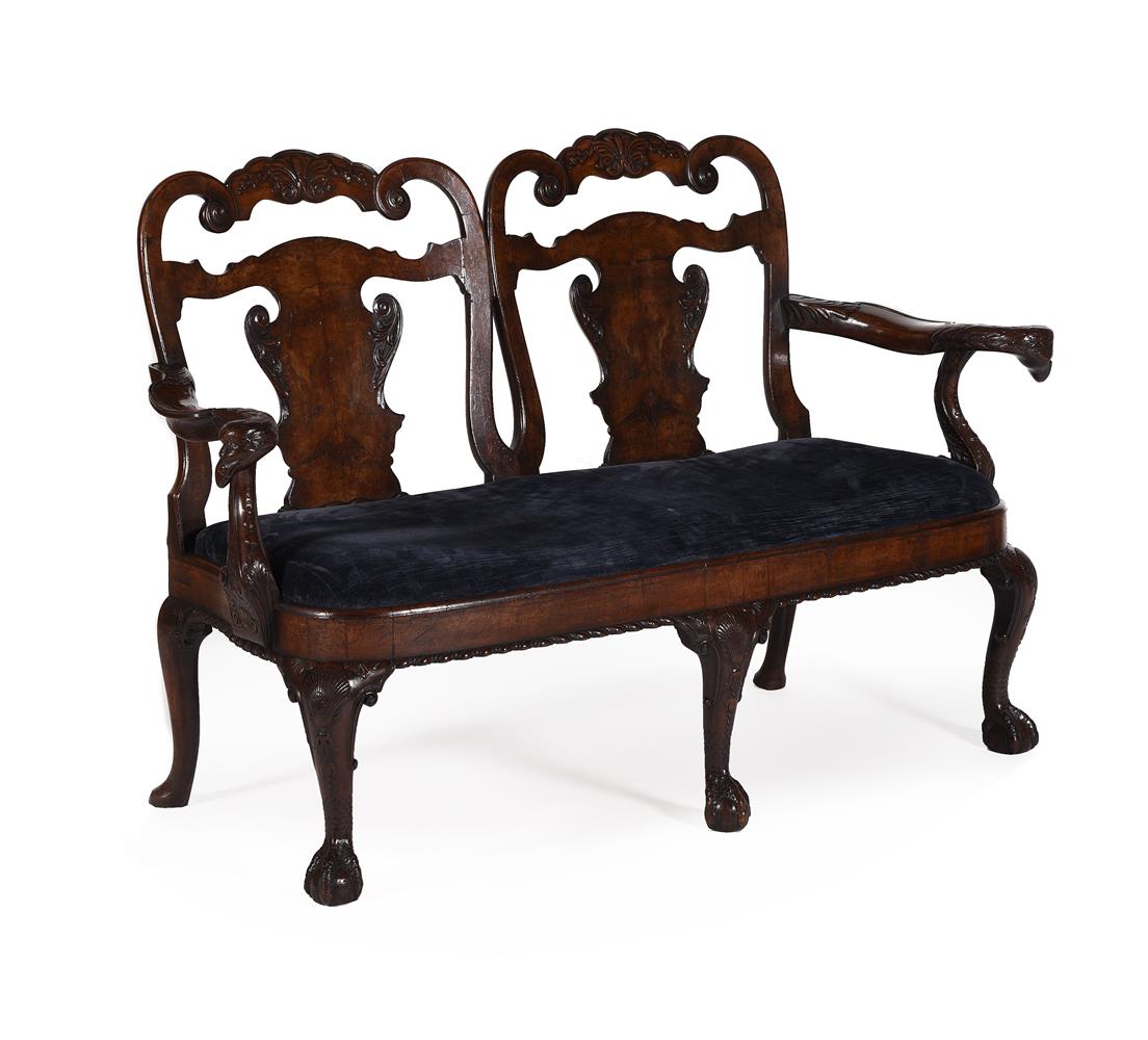 A WALNUT CHAIR BACK SETTEE, IN GEORGE II STYLE, CIRCA 1900 - Image 2 of 6