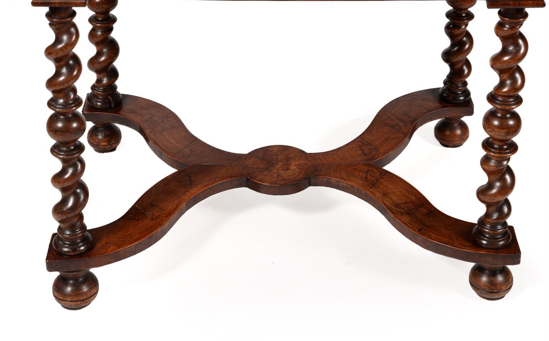 A WILLIAM & MARY OLIVEWOOD OYSTER VENEERED AND ELM SIDE TABLE, CIRCA 1690 - Image 6 of 6