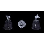 LALIQUE, CRYSTAL LALIQUE, A GROUP OF THREE SMALL ITEMS OF CLEAR AND FROSTED GLASSWARE