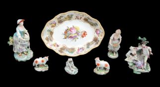 A SELECTION OF DERBY PORCELAIN