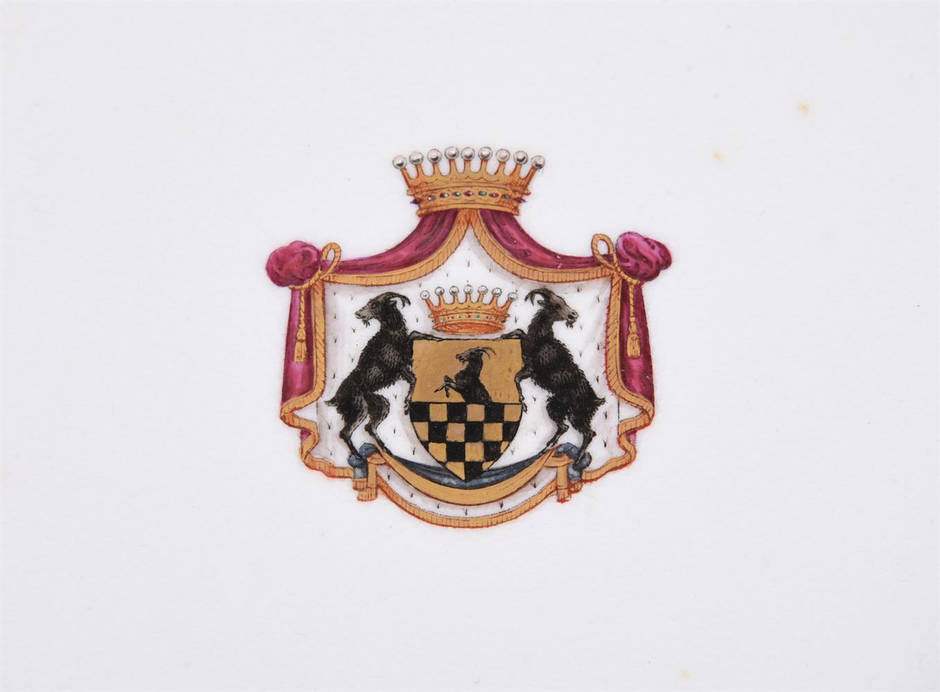 A SELECTION OF ENGLISH ARMORIAL PORCELAIN - Image 6 of 7