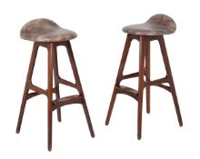 A PAIR OF STAINED HARDWOOD BARSTOOLS, TO THE DESIGN BY ERIK BUCH