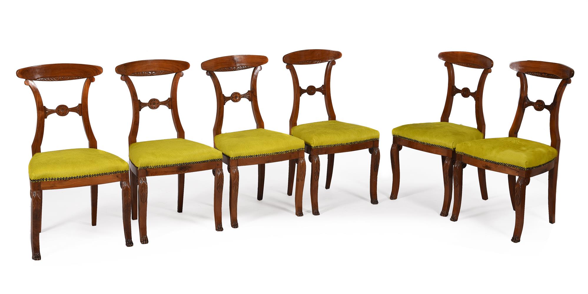 A SET OF SIX CONTINENTAL WALNUT DINING CHAIRS