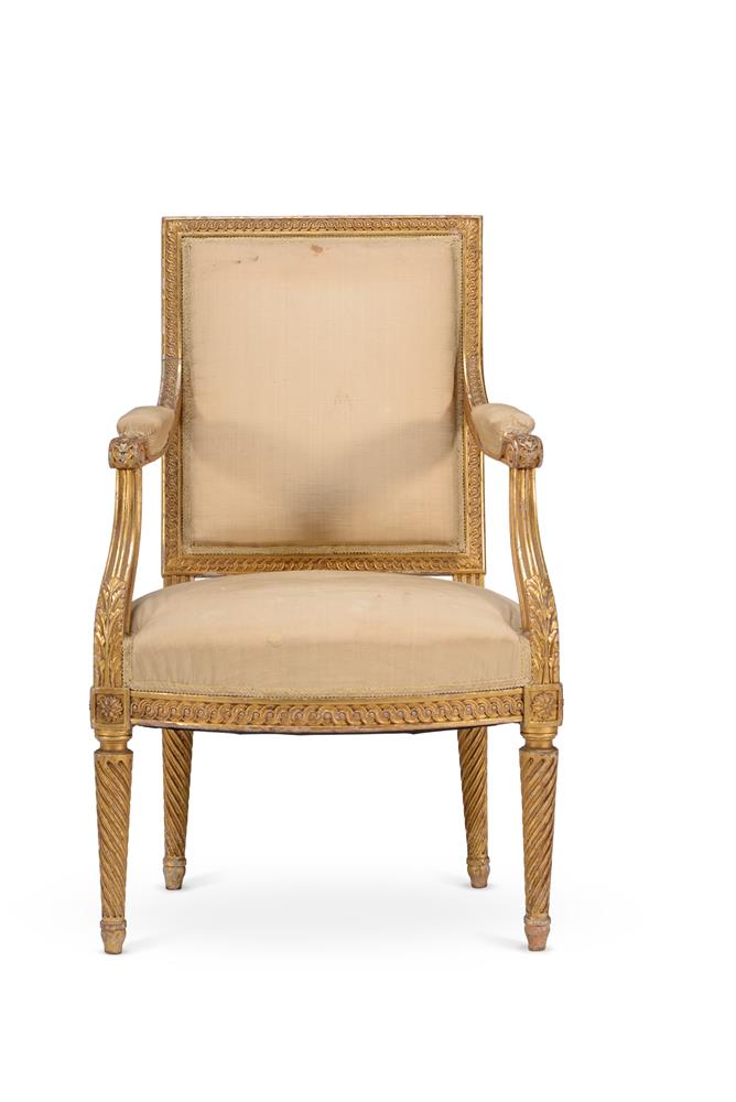 A FRENCH GILTWOOD FAUTEUIL IN LOUIS XVI STYLE - Bild 2 aus 8