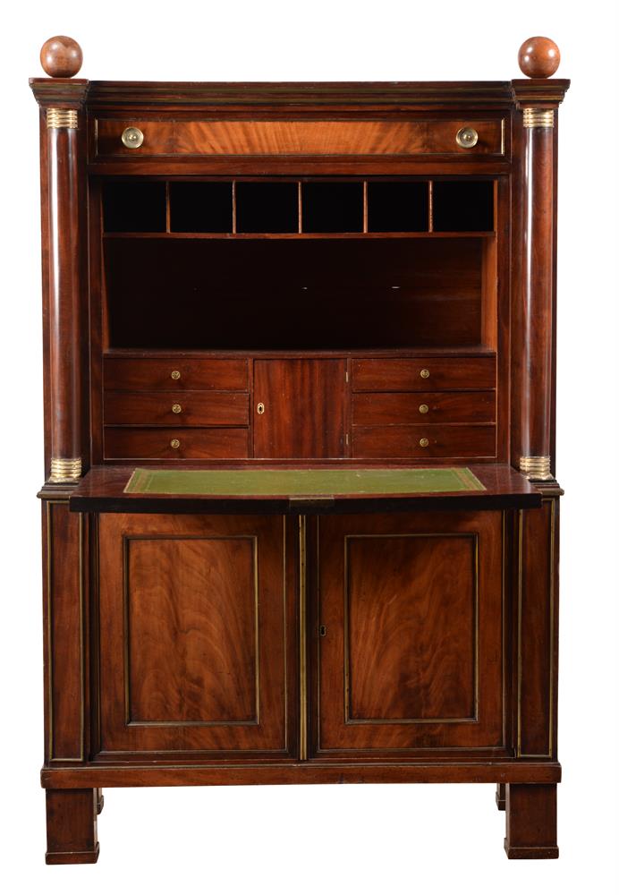 A MAHOGANY SECRETAIRE A ABBATTANT - Bild 5 aus 6