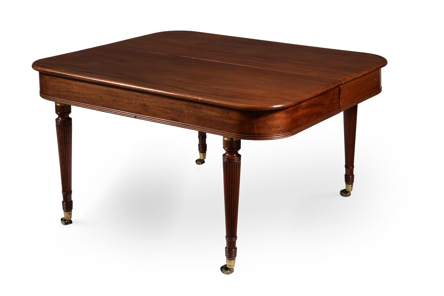 A REGENCY MAHOGANY CAMPAIGN EXTENDING DINING TABLE IN THE MANNER OF GILLOWS - Bild 2 aus 6