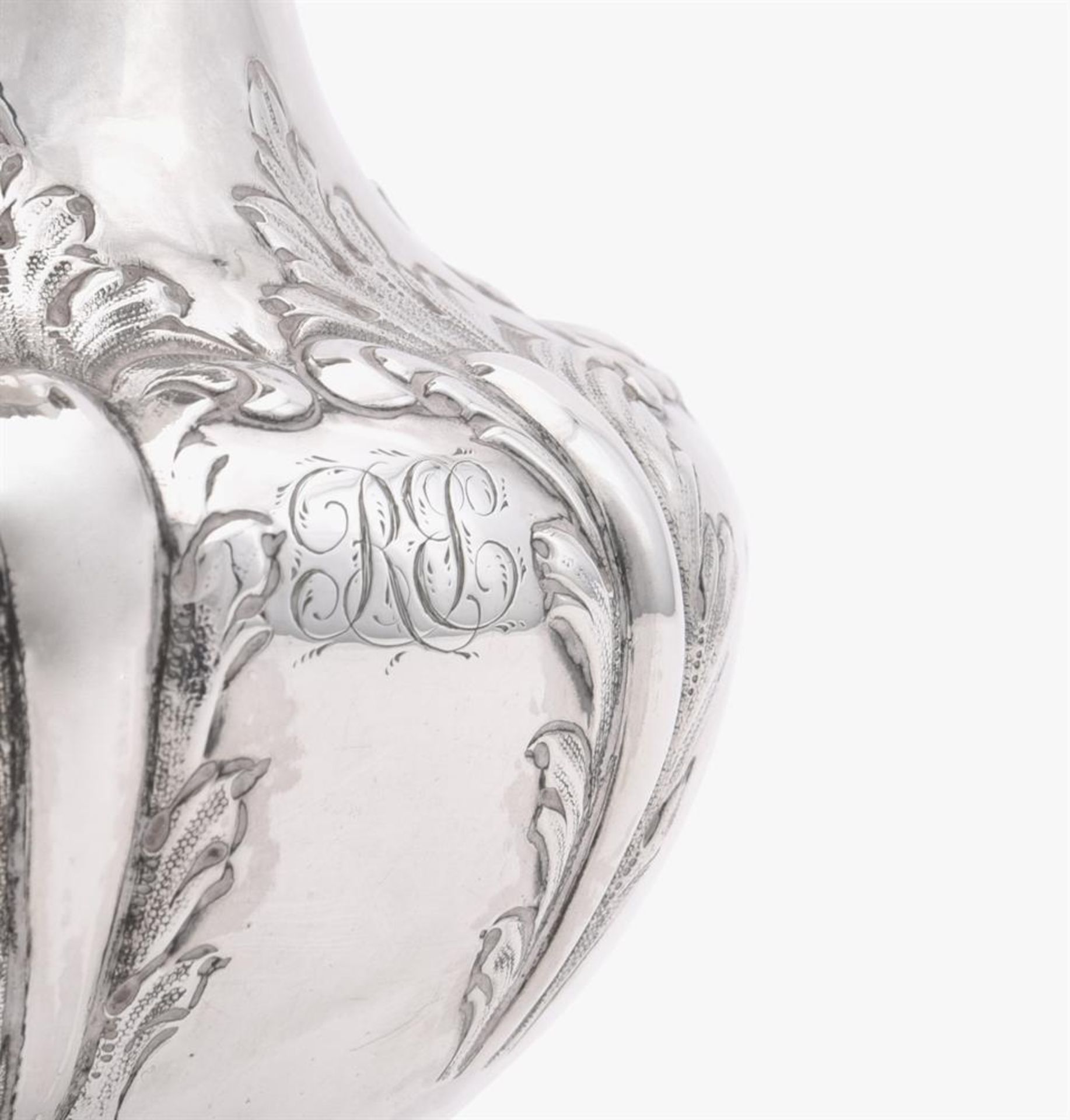 A VICTORIAN SILVER BALUSTER CREAM JUG - Image 2 of 3