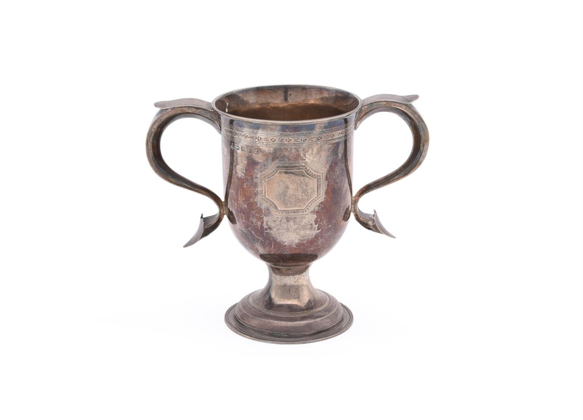 A GEORGE III SILVER TWIN HANDLED TROPHY CUP - Image 2 of 3