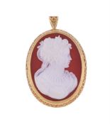 A HARDSTONE CAMEO BROOCH/PENDANT, LONDON 1975