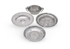 FOUR SILVER AND SILVER COLOURED DISHES