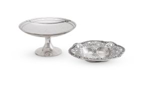 AN AMERICAN SILVER COLOURED TAZZA, TIFFANY & CO.