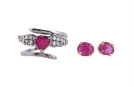 A RUBY AND DIAMOND RING AND A PAIR OF RUBY EAR STUDS