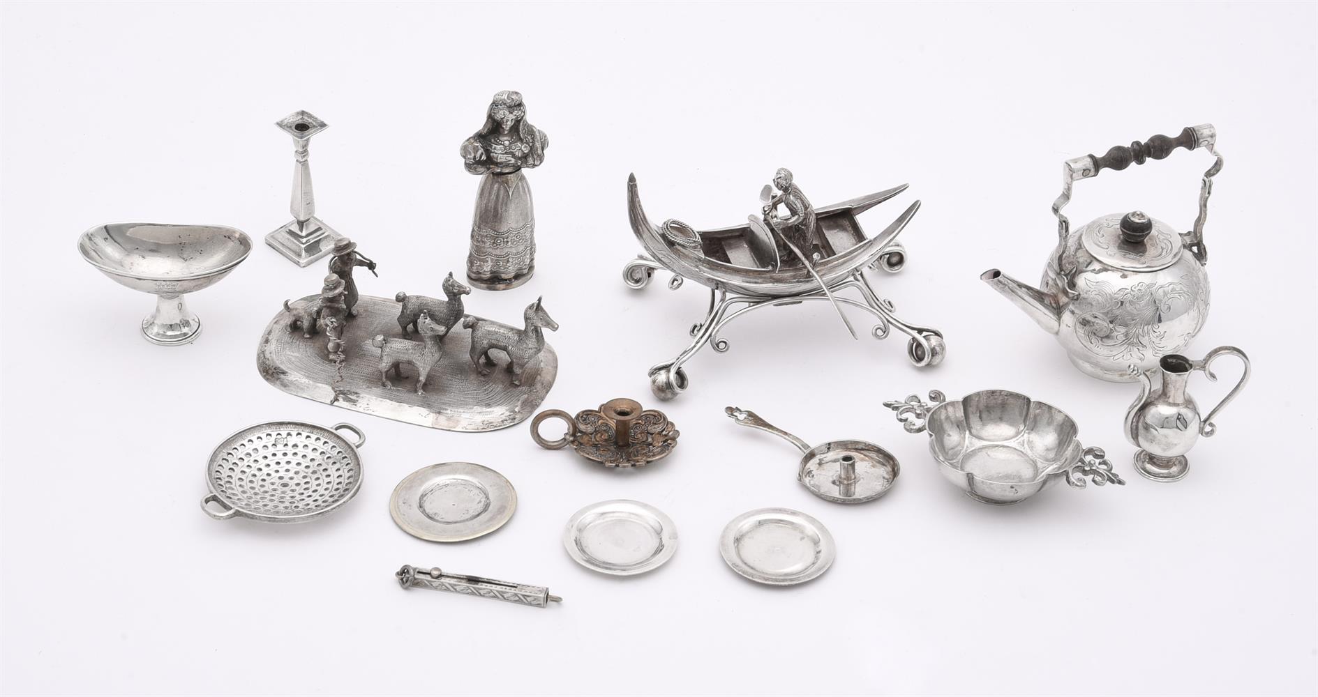 A COLLECTION OF SILVER, SILVER COLOURED AND WHITE METAL MINIATURE ITEMS