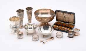 A COLLECTION OF SILVER ITEMS