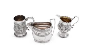 THREE GEORGE III SILVER SMALL ITEMS